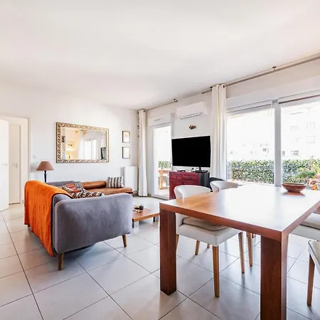דירה Standing Flat In The Hart Of Juan Les Pins *