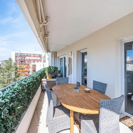 דירה Standing Flat In The Hart Of Juan Les Pins אנטיב